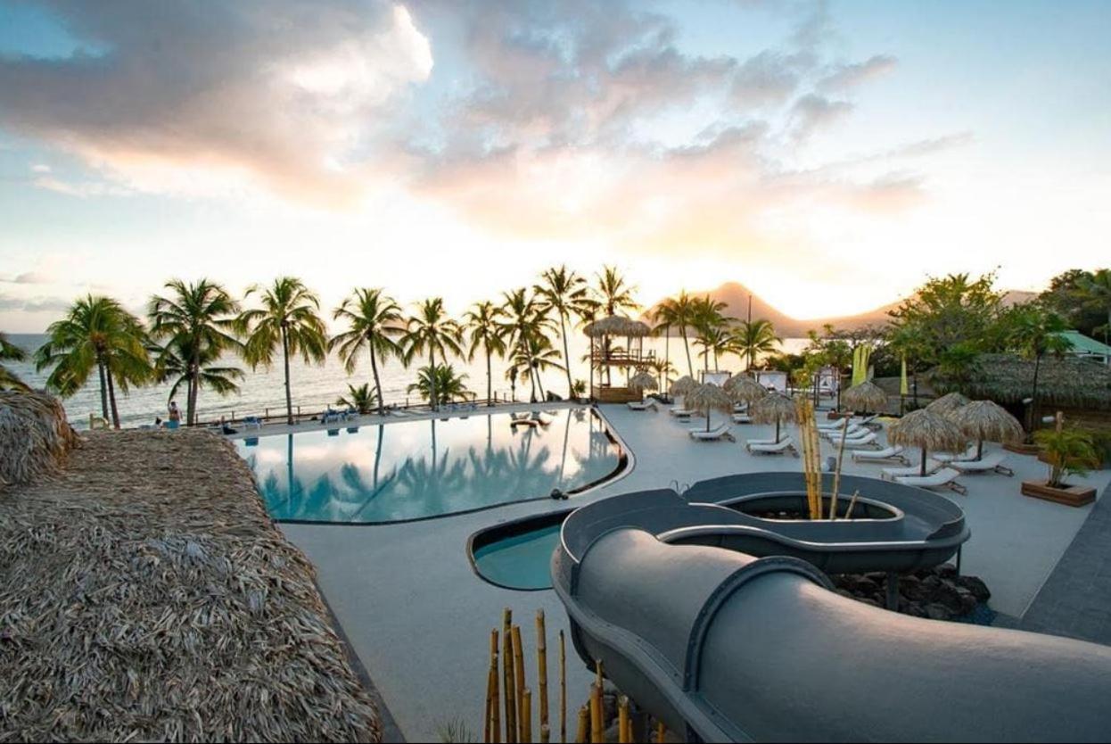 Appartement Terrasse Vue Mer Et Piscine Le Diamant Kültér fotó