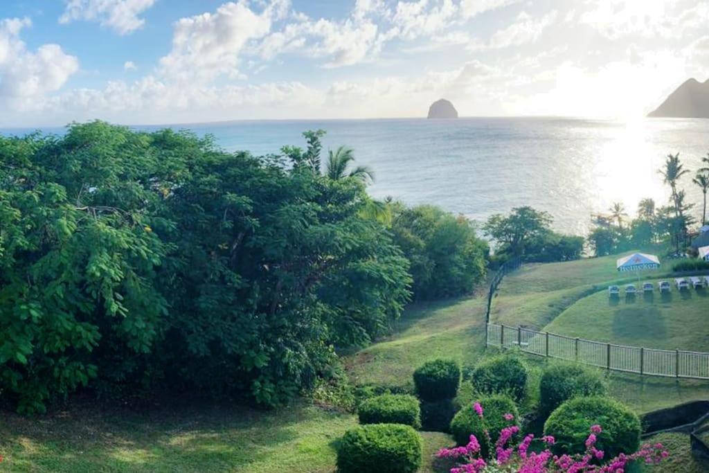 Appartement Terrasse Vue Mer Et Piscine Le Diamant Kültér fotó
