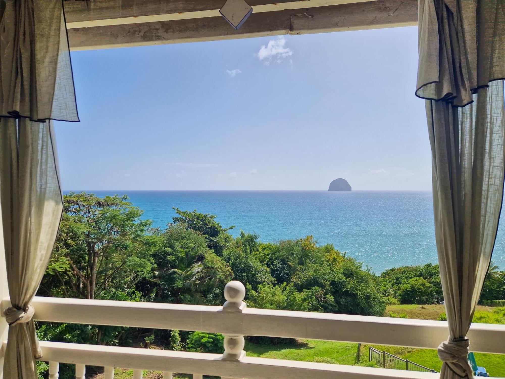 Appartement Terrasse Vue Mer Et Piscine Le Diamant Kültér fotó