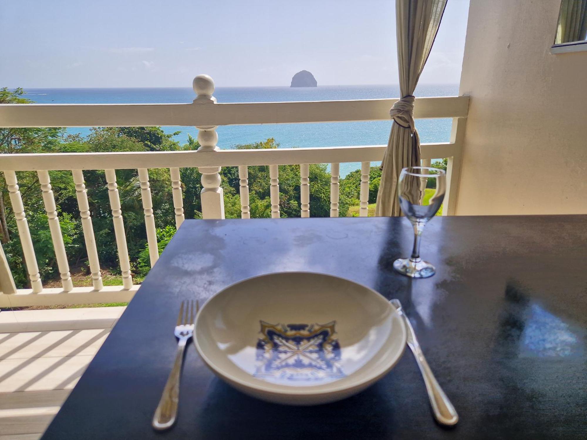 Appartement Terrasse Vue Mer Et Piscine Le Diamant Kültér fotó
